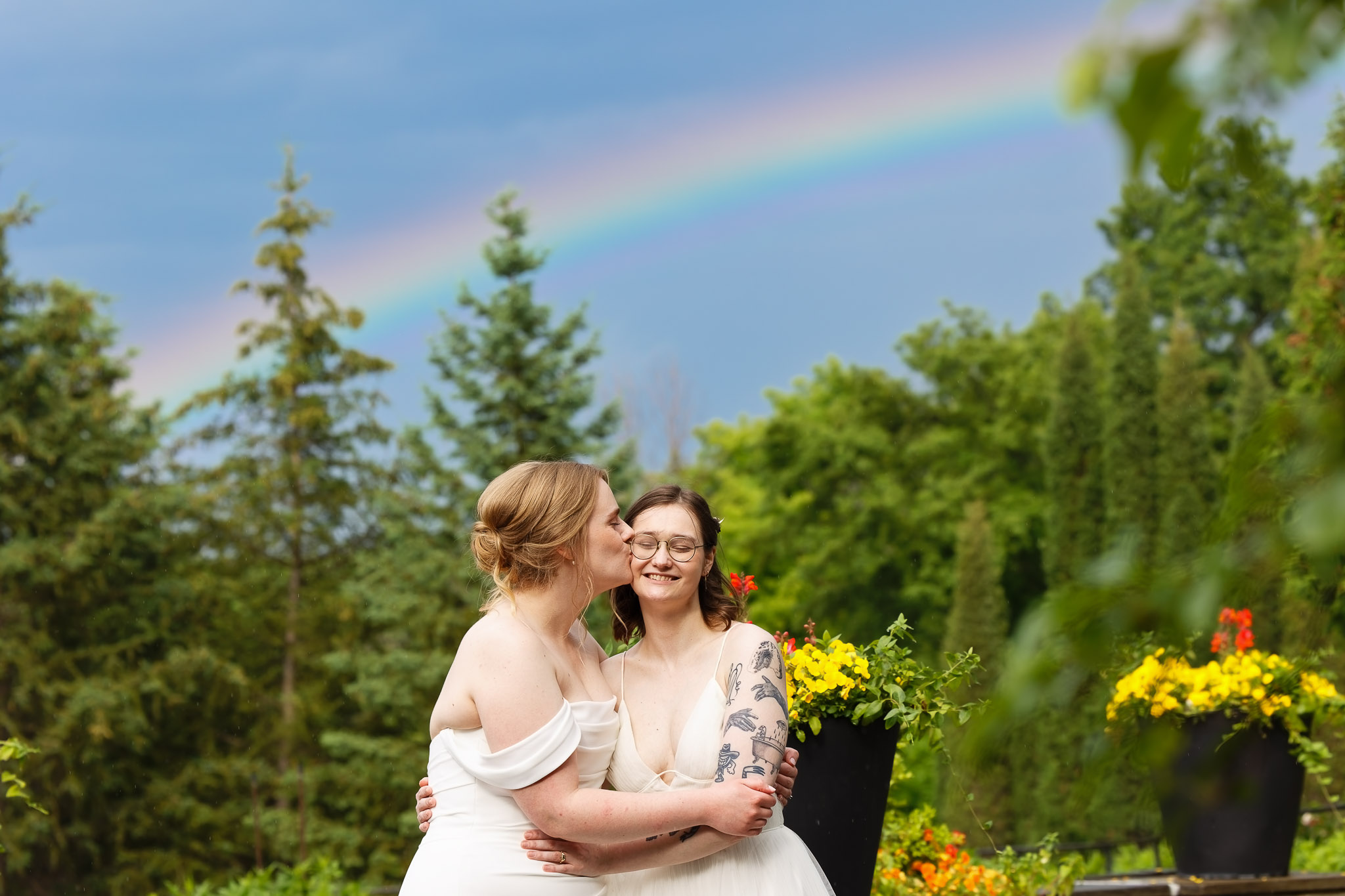 Same-Sex Wedding Photography at Minnesota Landscape Arboretum