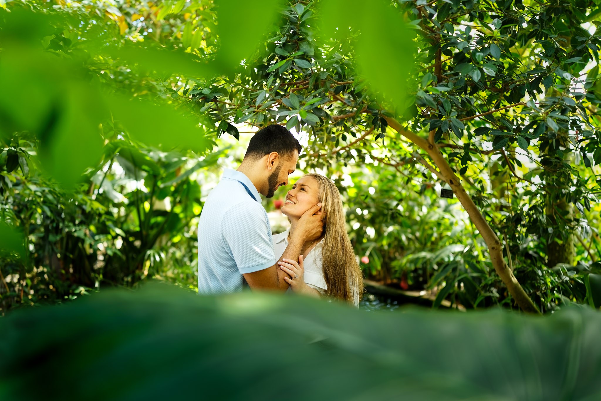 Como Park Engagement Photos - Romantic Outdoor Session