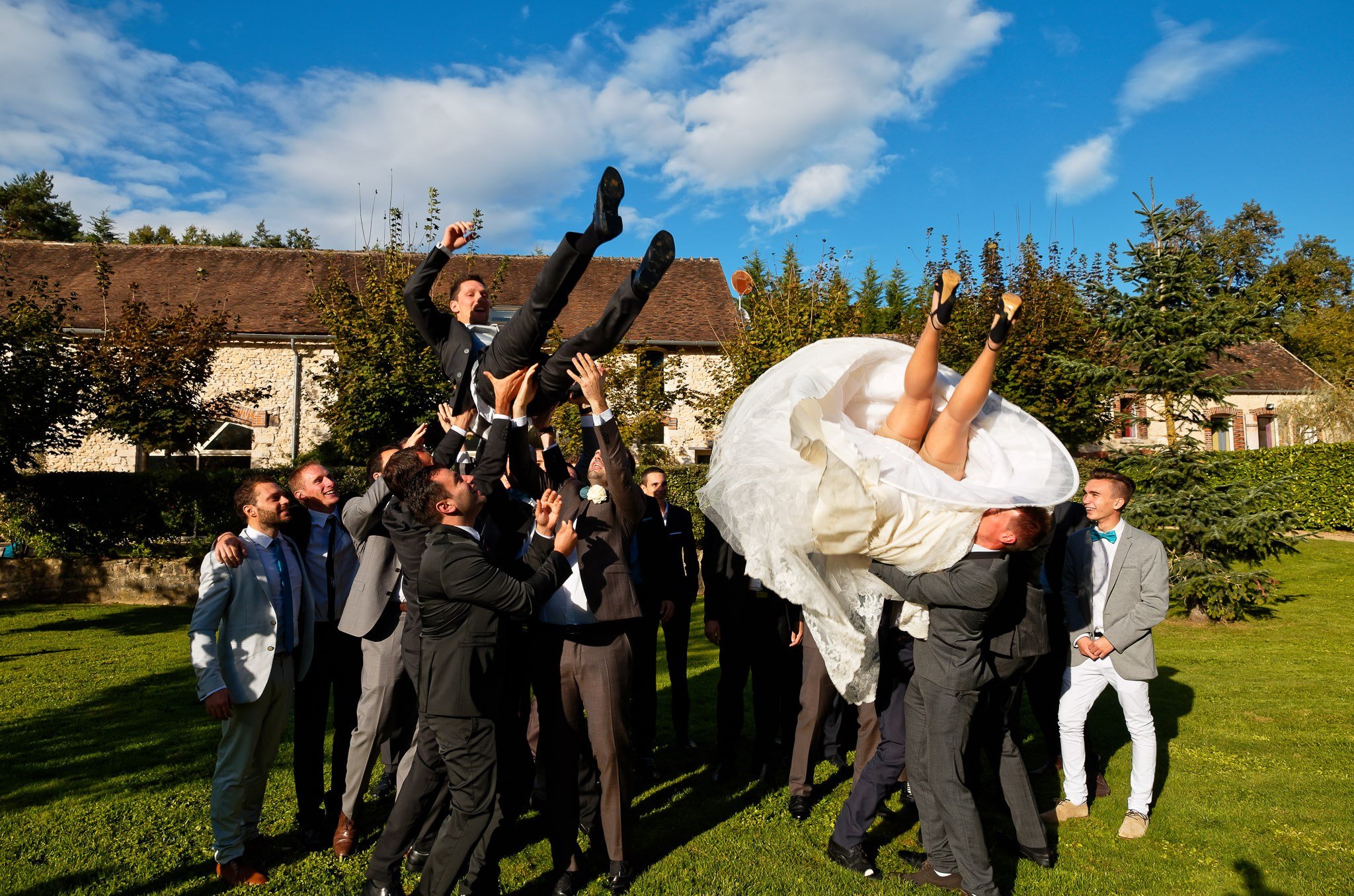 Funny Wedding Fail: Bride and Groom Tossed Simultaneously