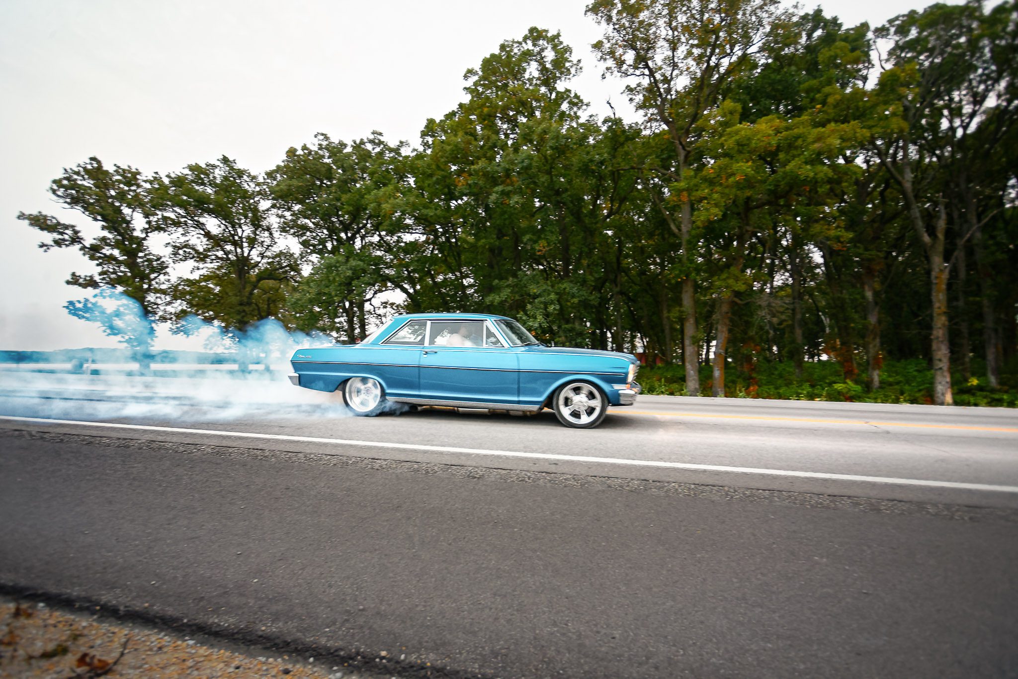 Wedding Car Burnout Exit - Bride Groom Dramatic Departure