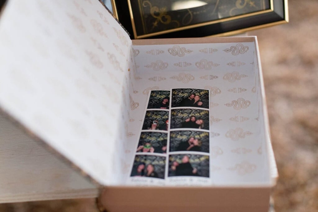 photobooth background photo booth's print in a box