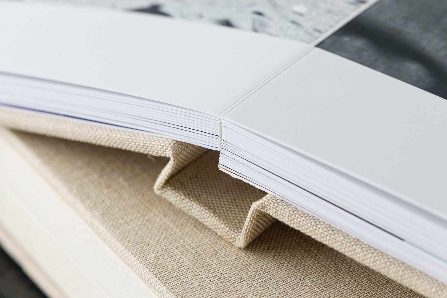 wedding photo albums binding details