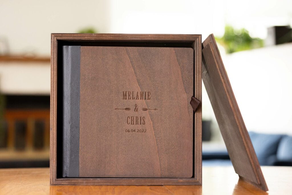 wooden-album-in-its-box